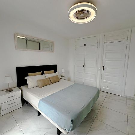 Classbnb - 3 Apartments 50M From The Las Americas Promenade Арона Екстер'єр фото